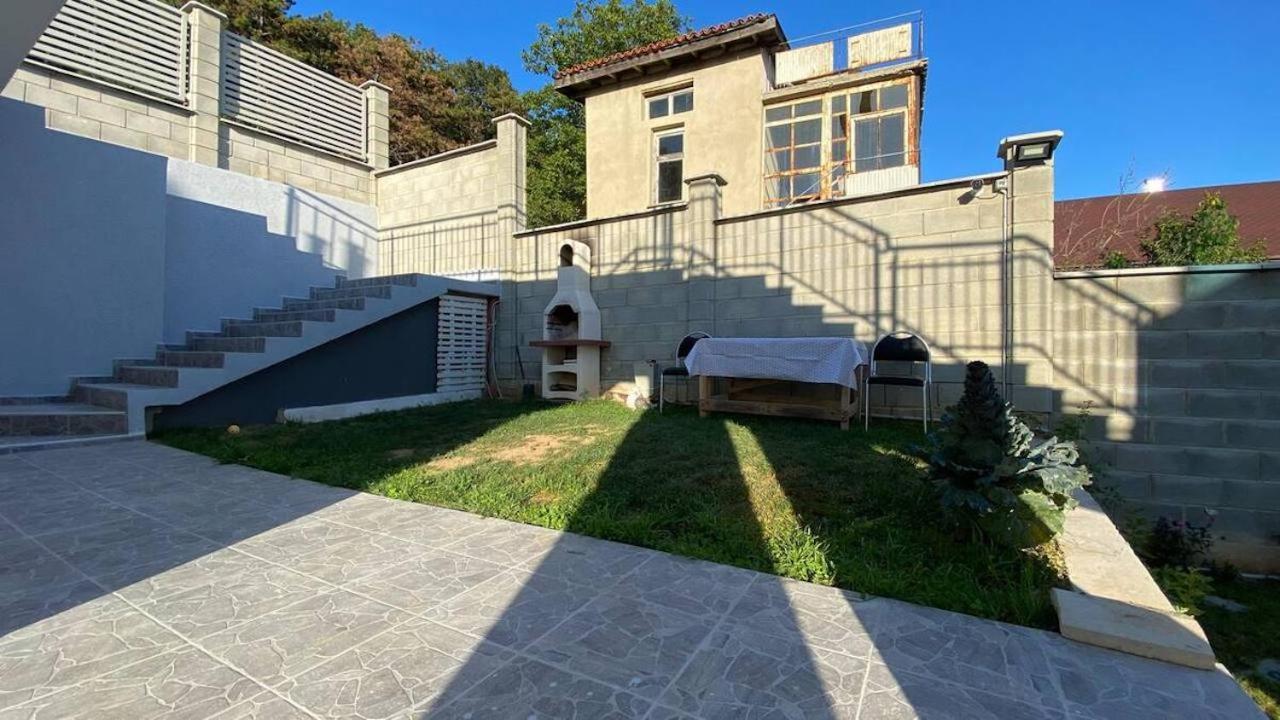 Lola Seaview Guest House. Уютный Домик В Варне Varna Exterior photo